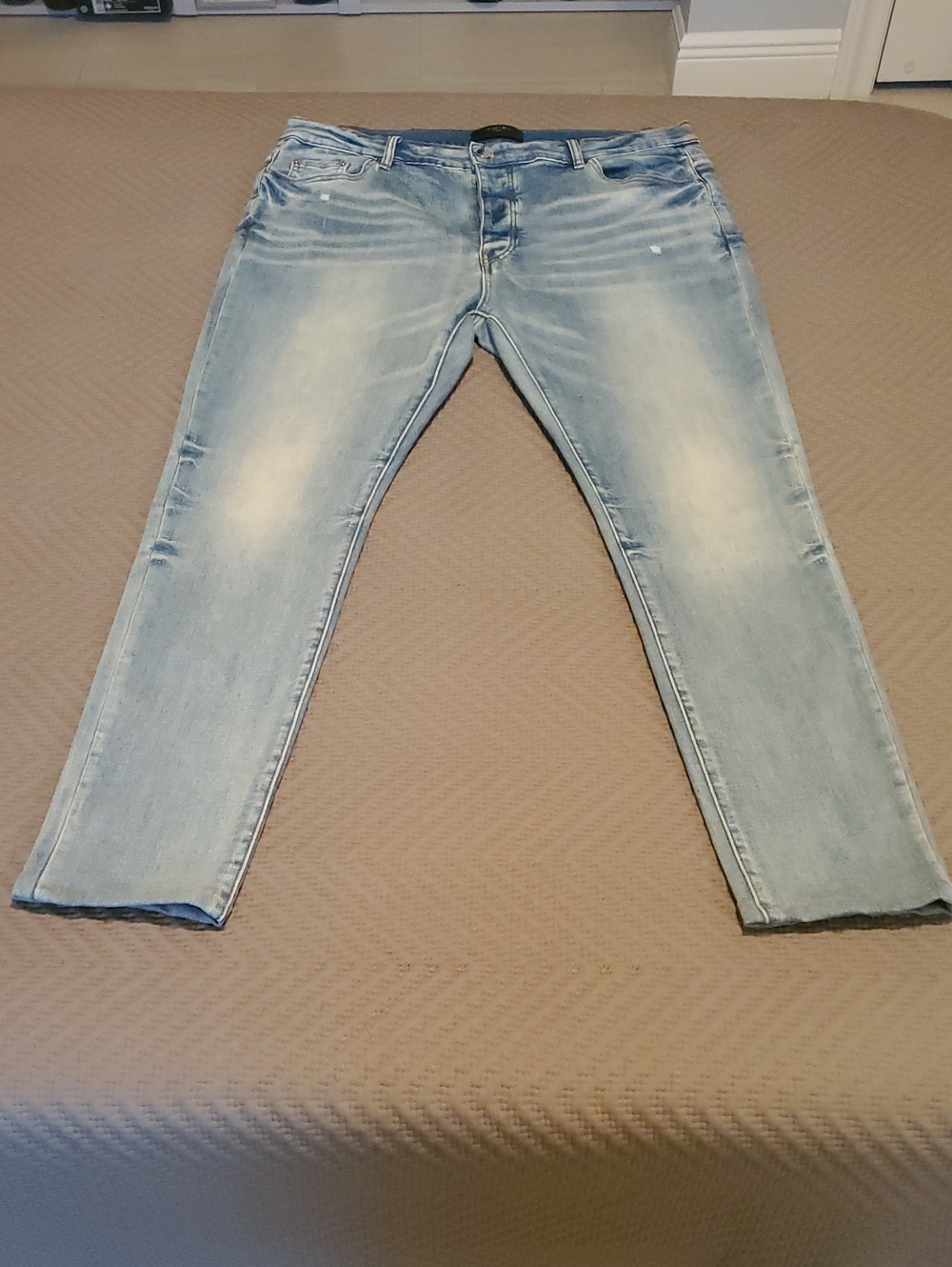 AMIRI